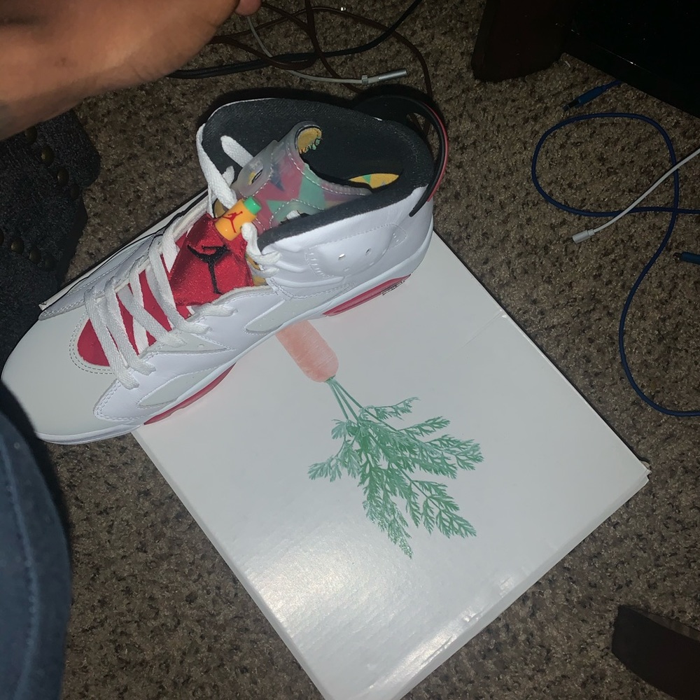 Jordan 6s - Picture 6 of 6